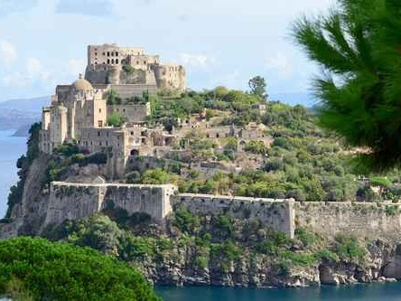 Escursione all'isola di Ischia